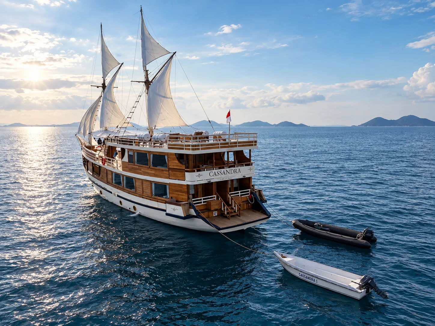 Cassandra, Luxury Boat (photo 2)