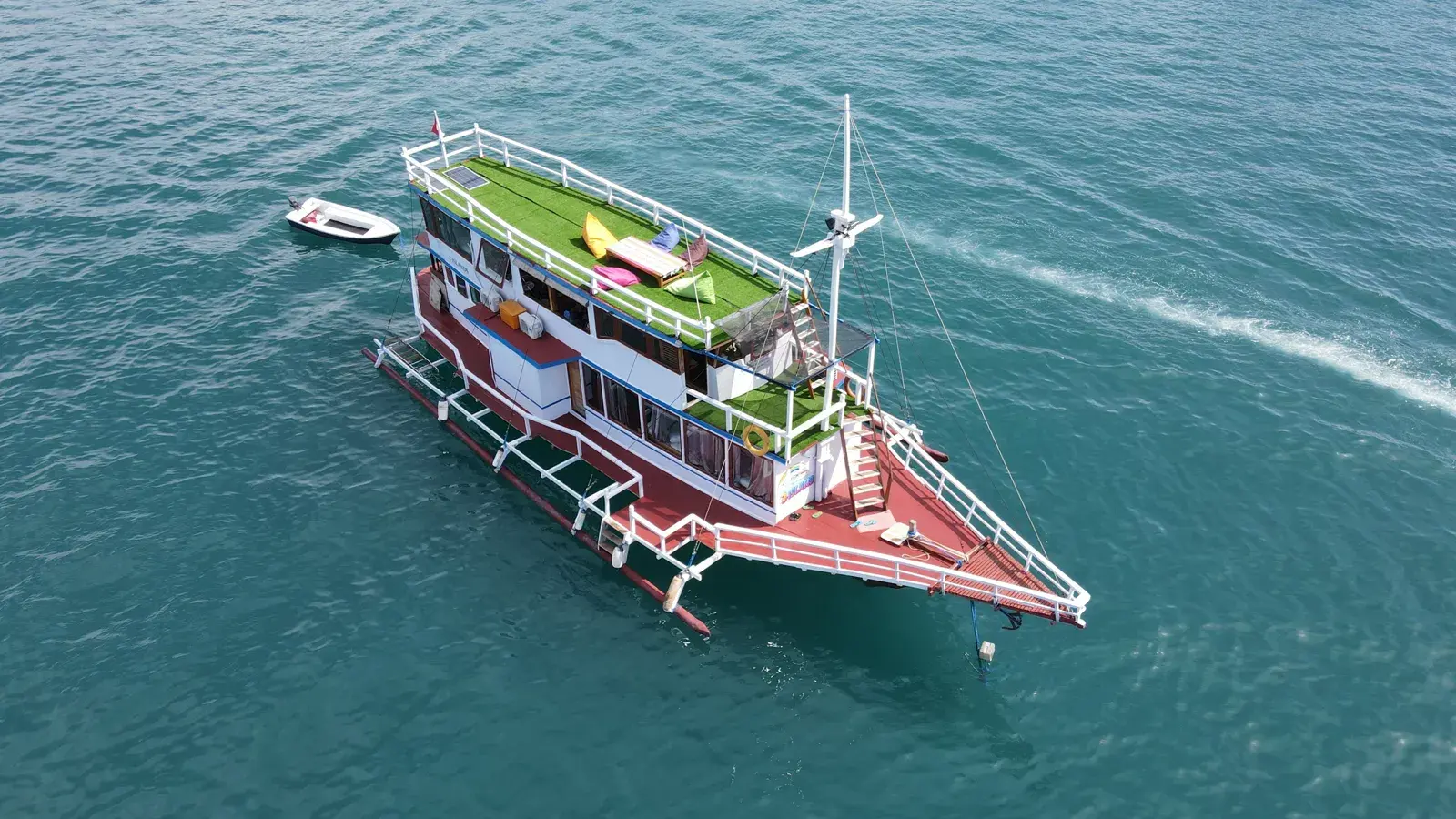3 Island, Kapal Superior (foto 2)