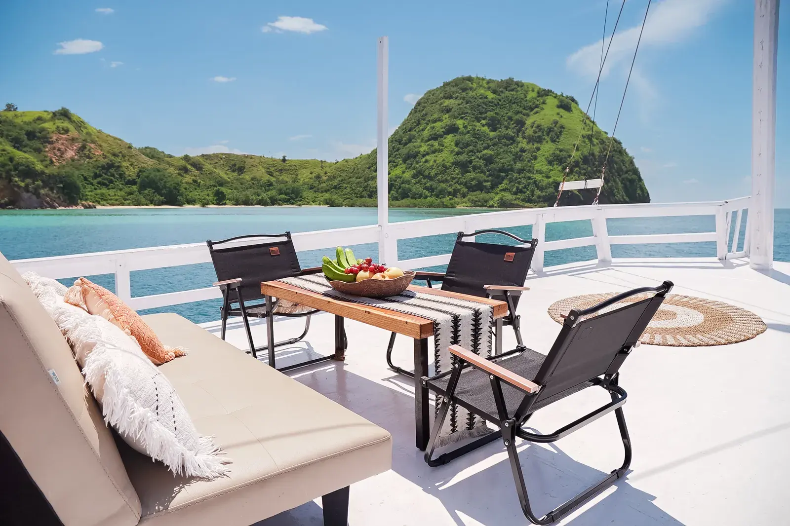 Nusantara Karya, Kapal Deluxe (foto 3)
