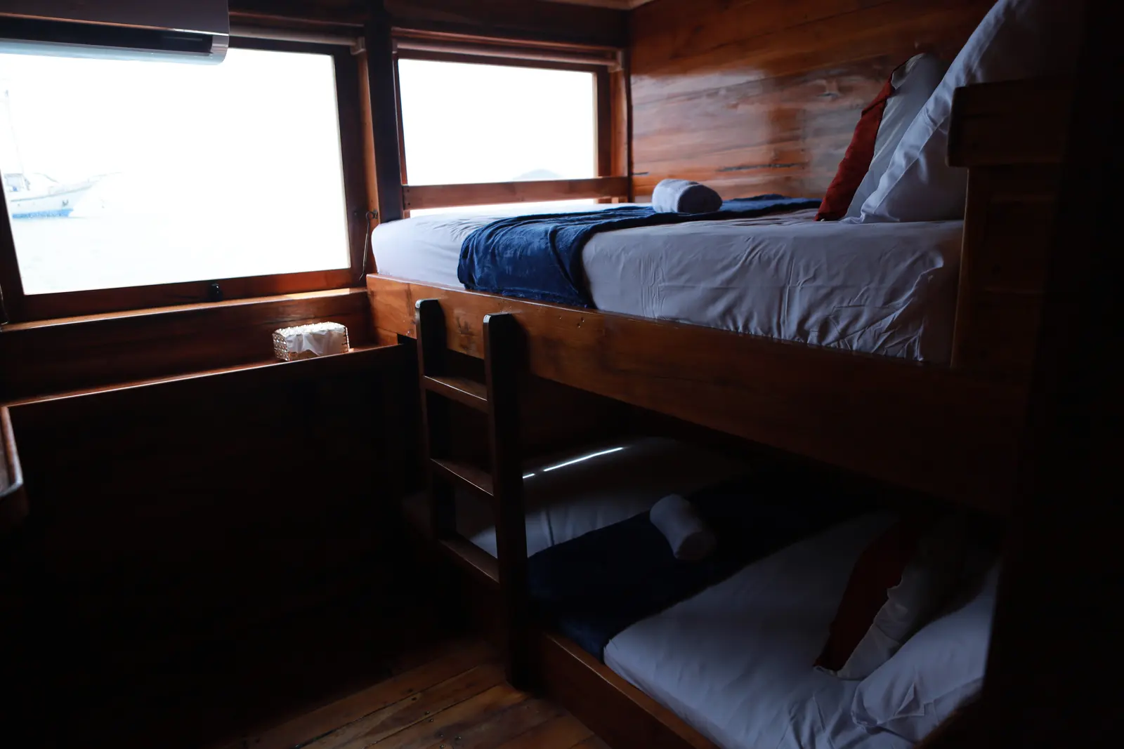 Private Bunk Cabin Aimar