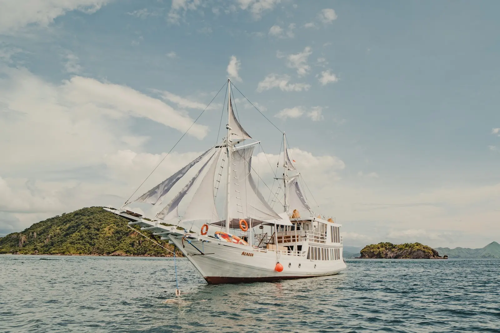 Akassa Cruise