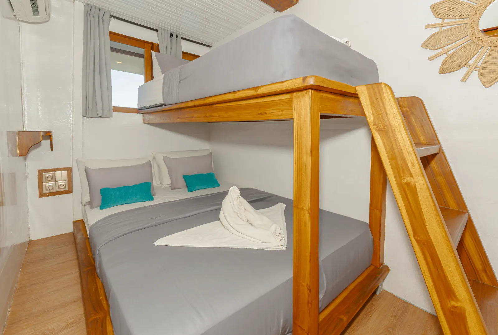 Sharing Cabin 3 Amore