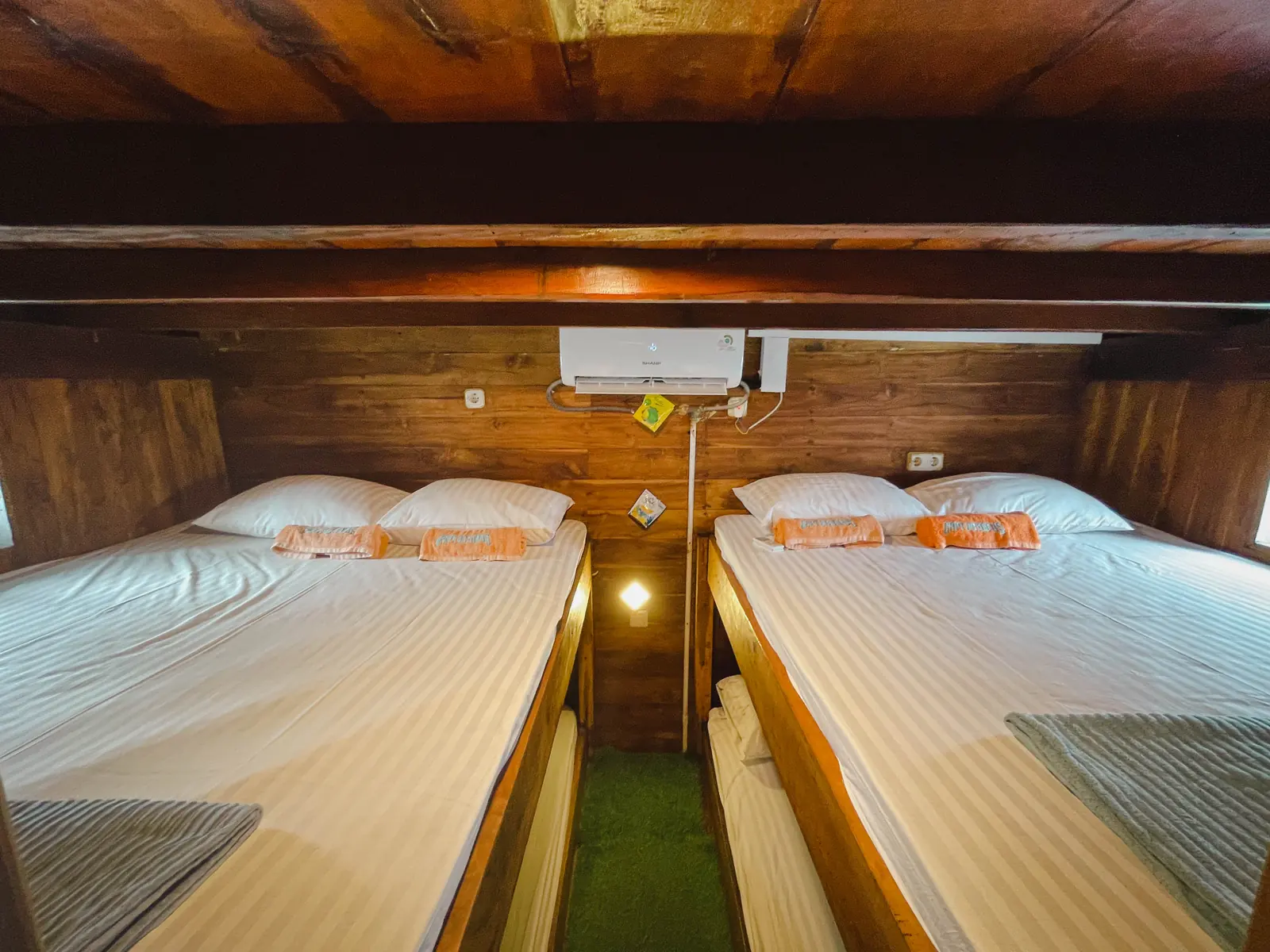 Sharing Room Capt Octopus