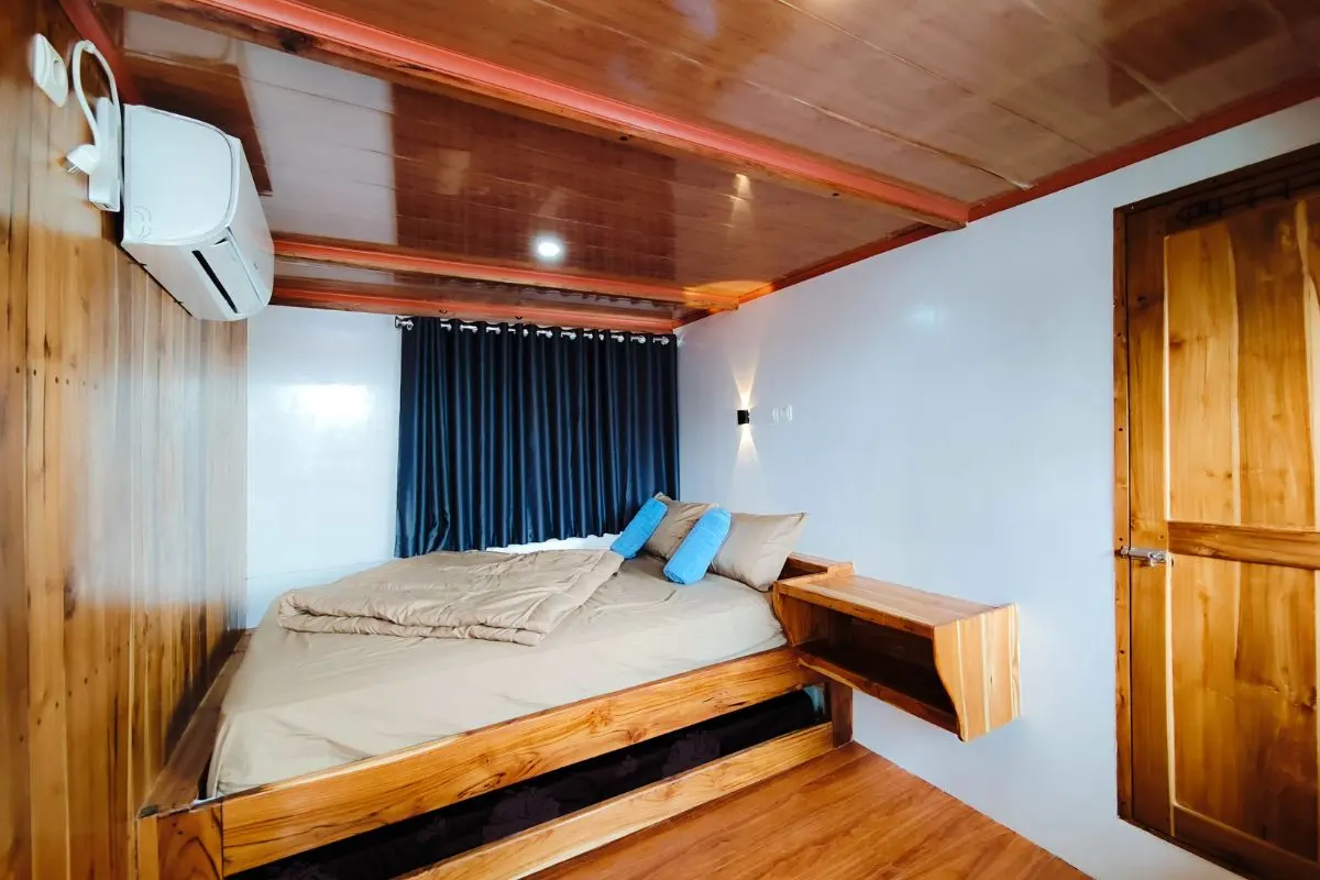 El Ashar, Kapal Deluxe (foto 2)