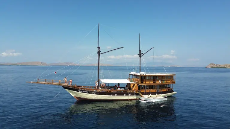 Gammara Phinisi