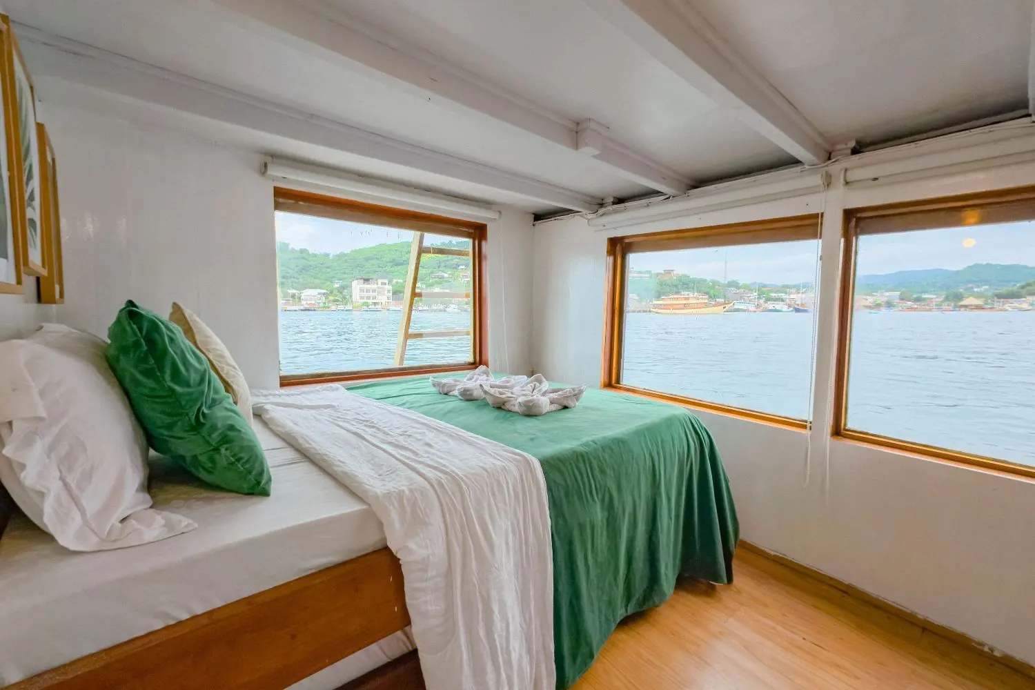 Zada Hela, Kapal Luxury (foto 4)