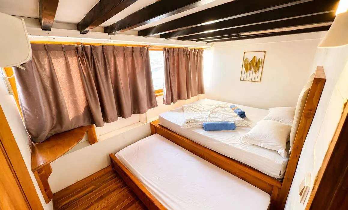 Deluxe Main Deck A Budi Utama