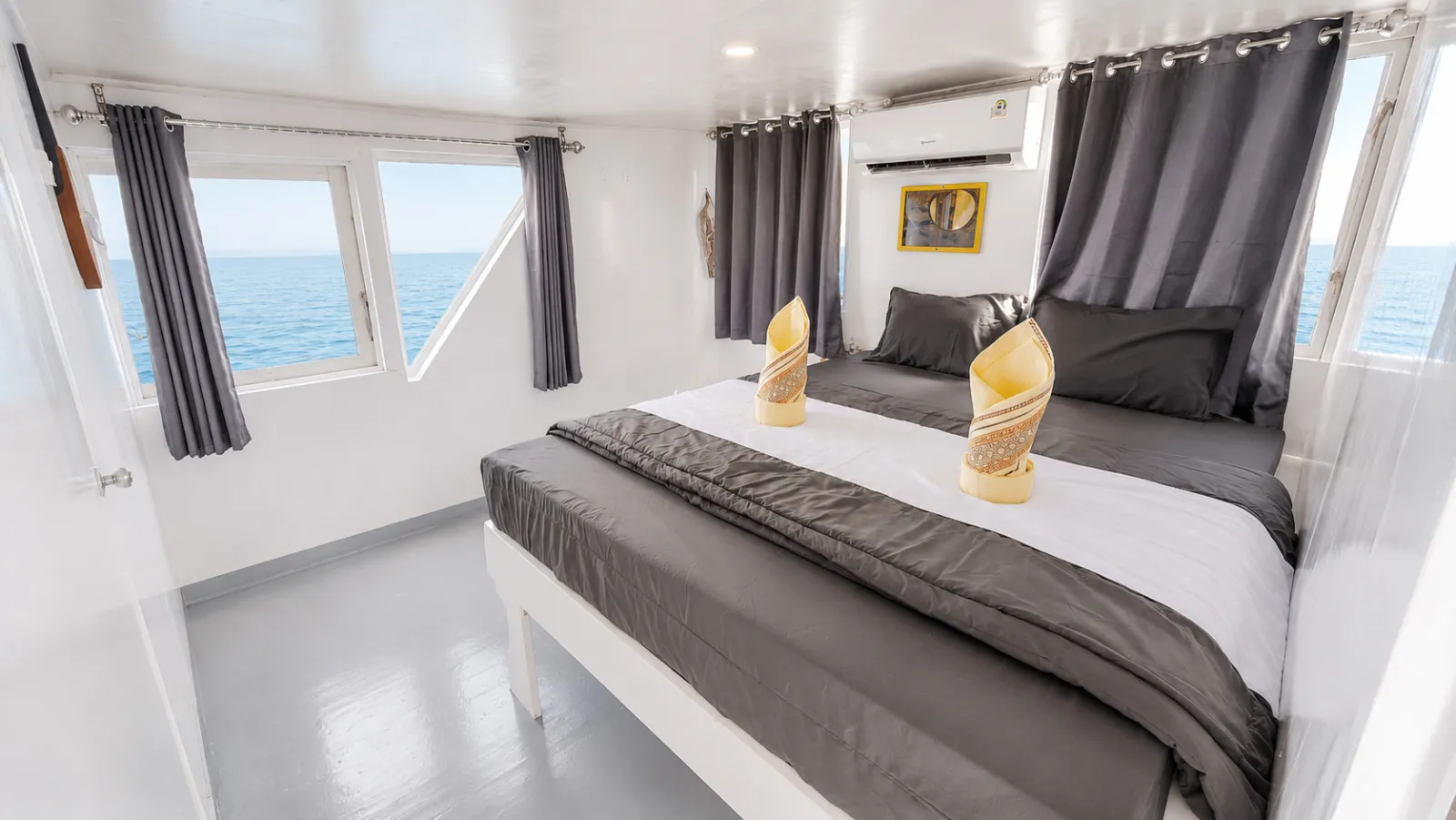 Deluxe Cabin 2 Elyona