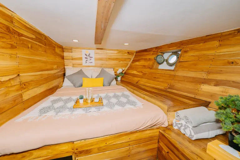 Kamar Jupiter Cabin, ber-AC, kamar mandi dalam, 2 tamu di Kapal Semesta Voyages, Superior Suite