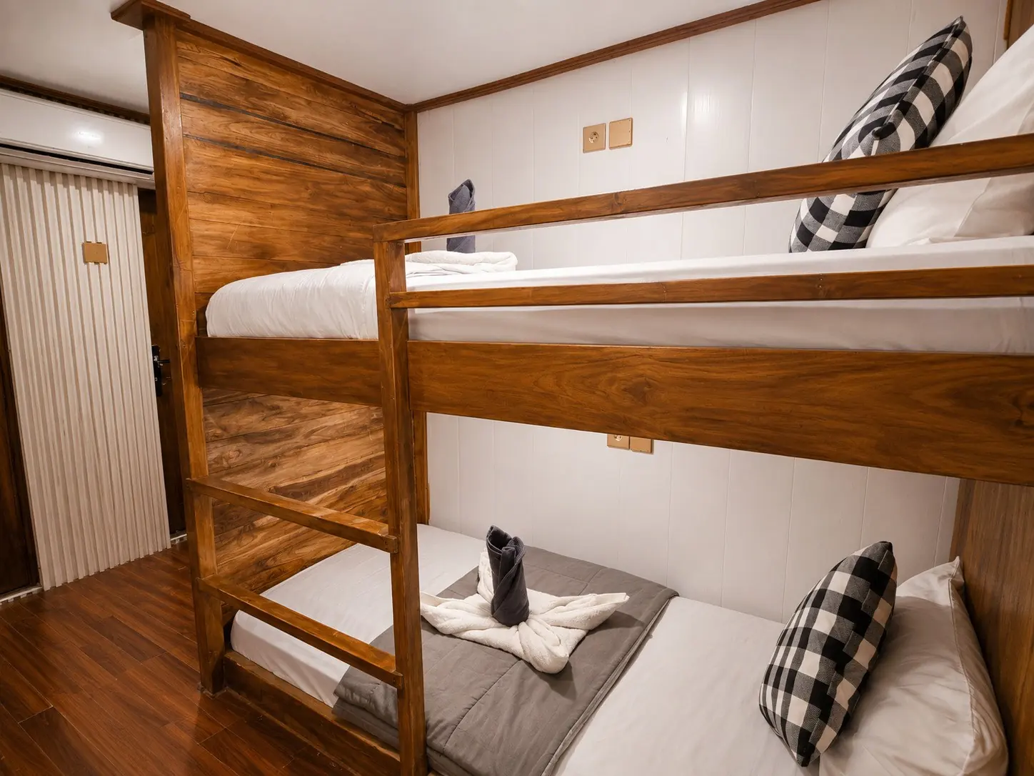Shared Cabin 1 Blessing