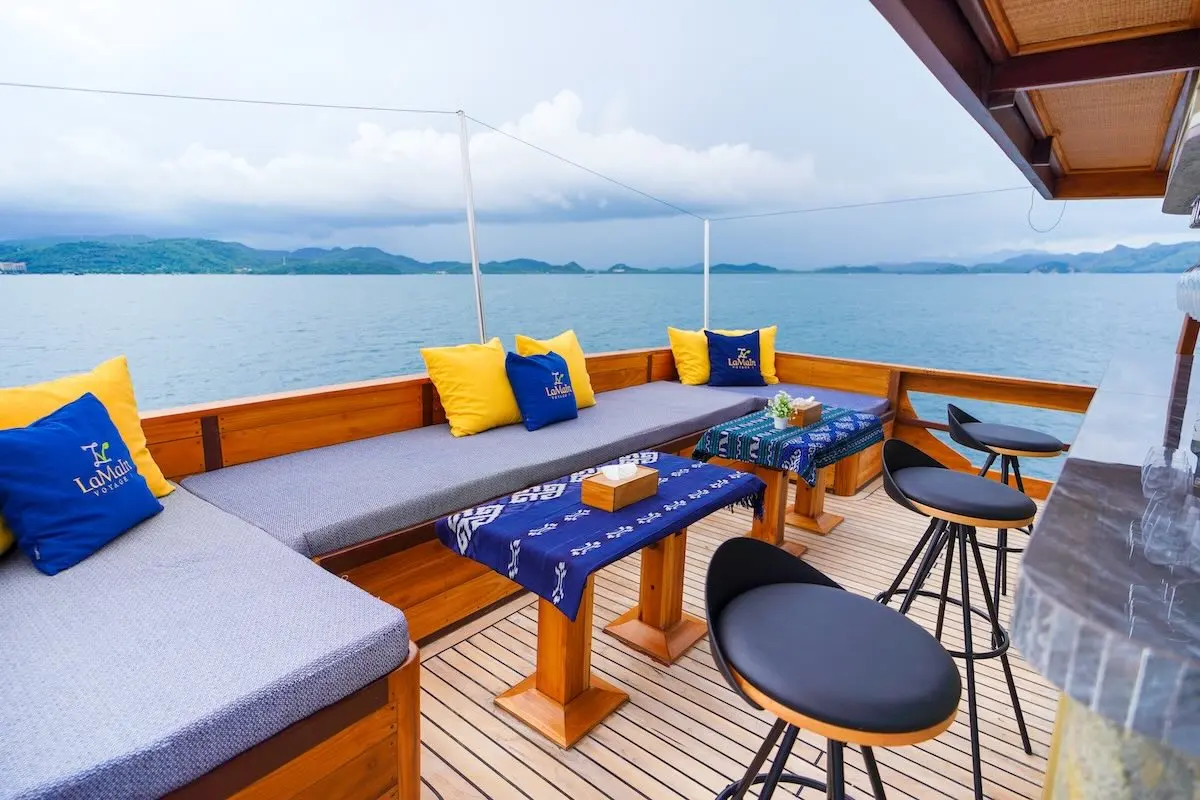 La Main, Kapal Luxury (foto 5)