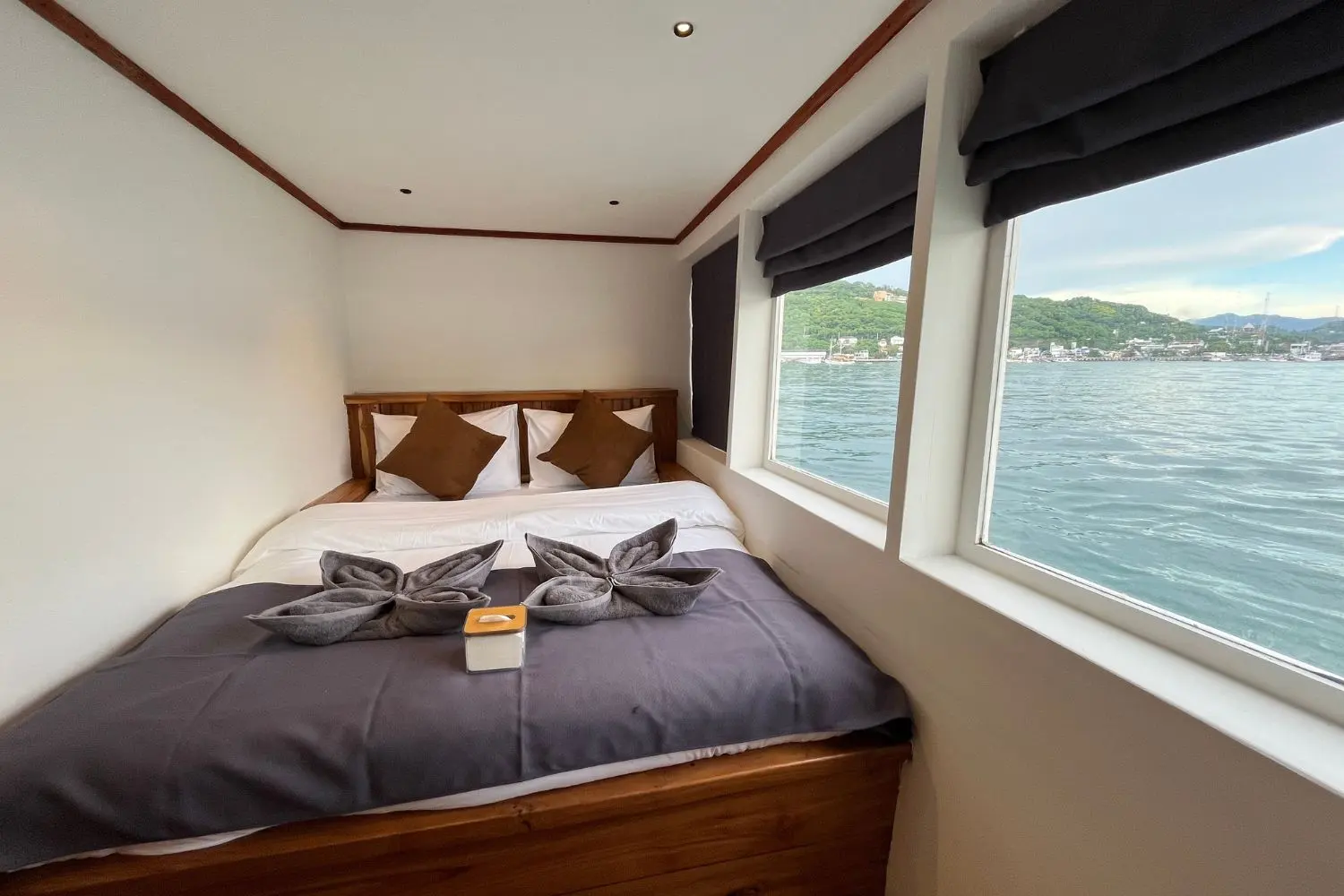 Lanakila, Kapal Deluxe (foto 2)