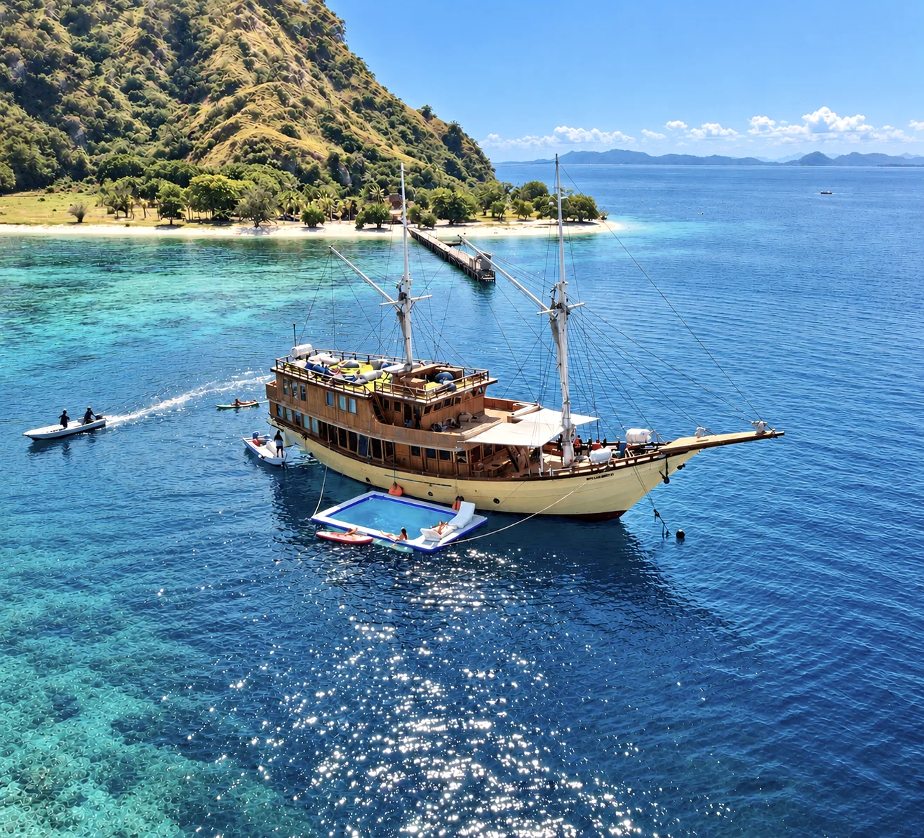 Leticia Liveaboard