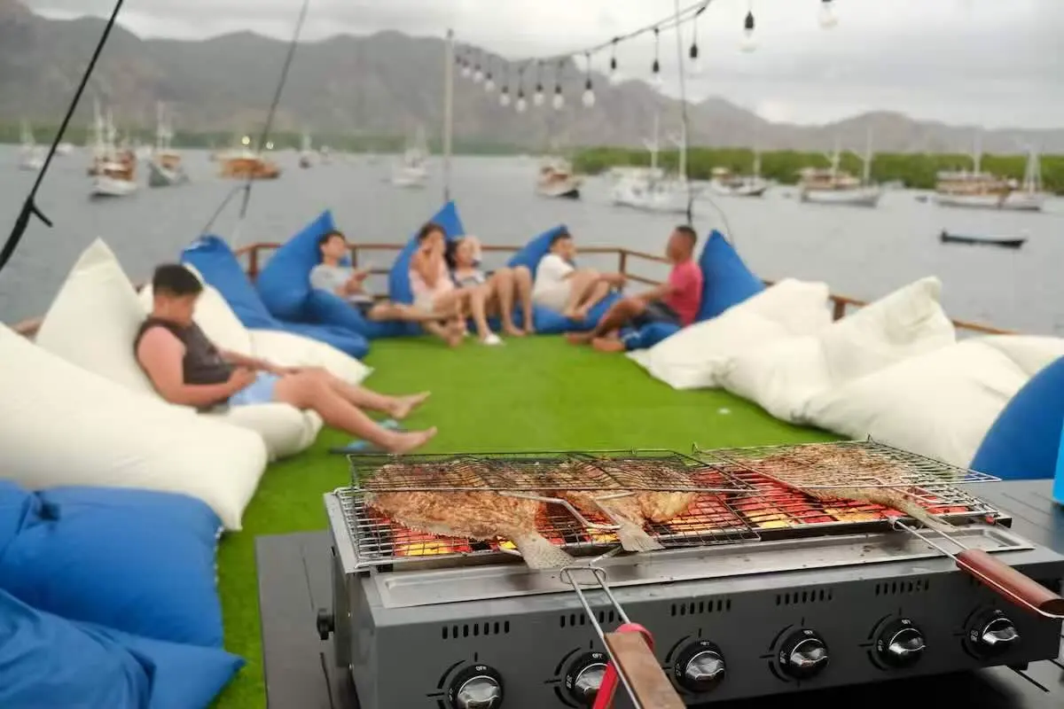 Leticia Liveaboard, Kapal Luxury (foto 5)