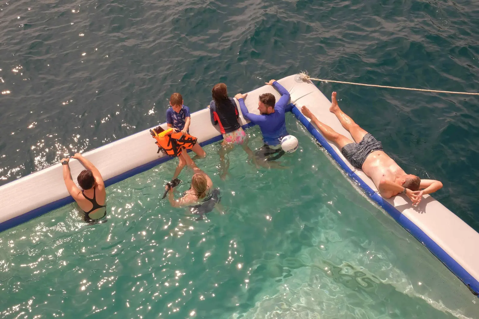 Leticia Liveaboard, Kapal Luxury (foto 2)