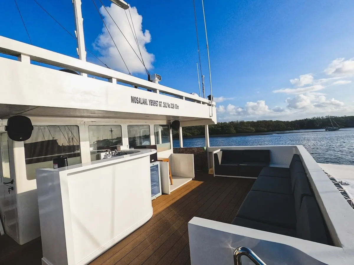 Mosalaki, Kapal Luxury (foto 4)