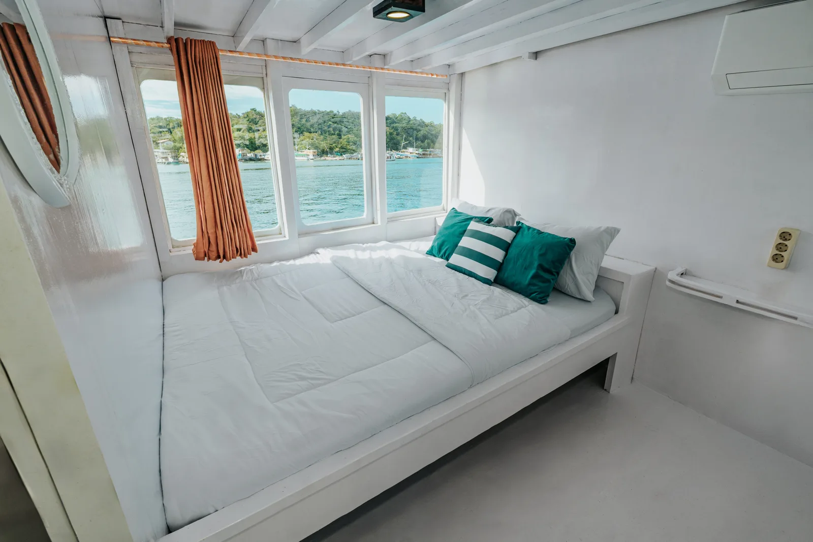 Private Cabin Upper Deck Sabira